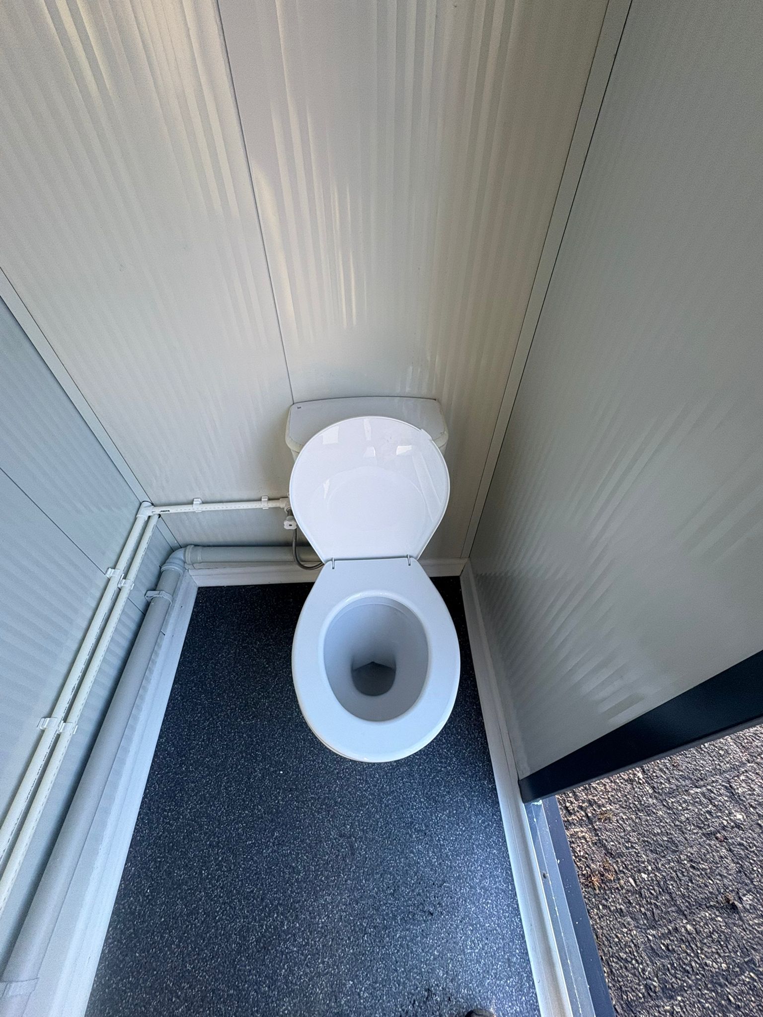 Badkamer met technische ruimte