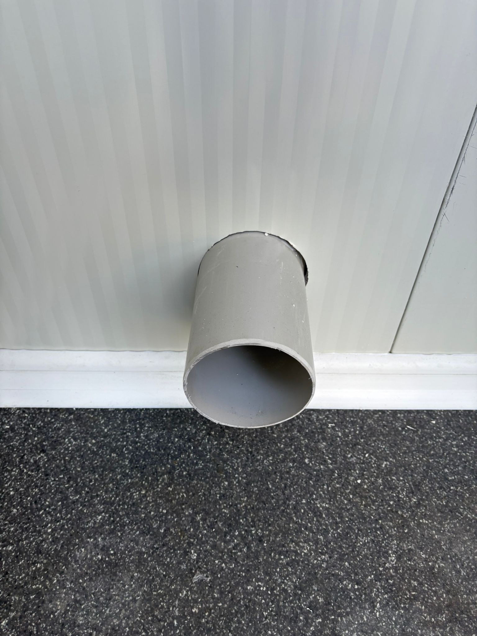 Badkamer met technische ruimte