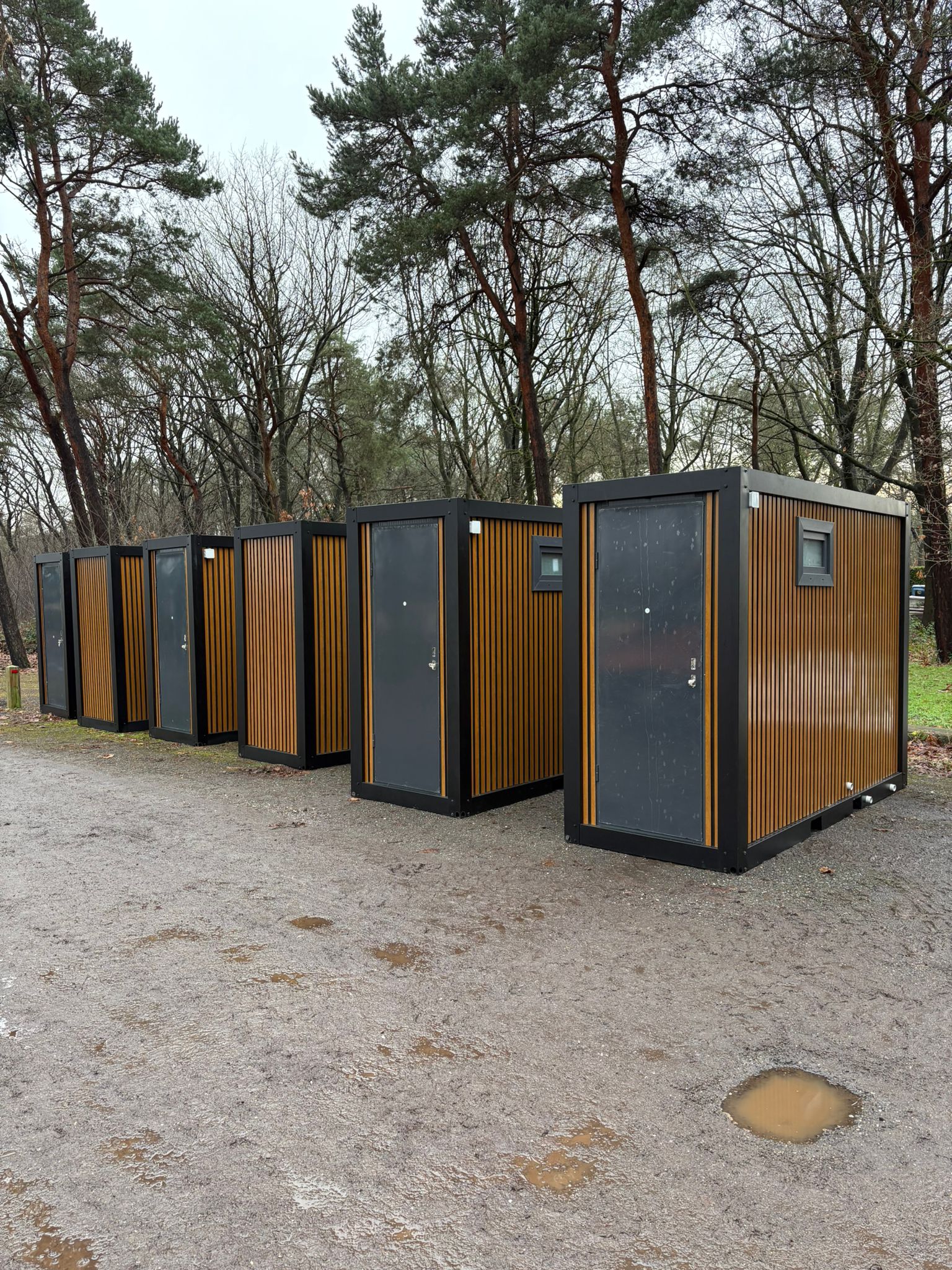 Badkamer met technische ruimte