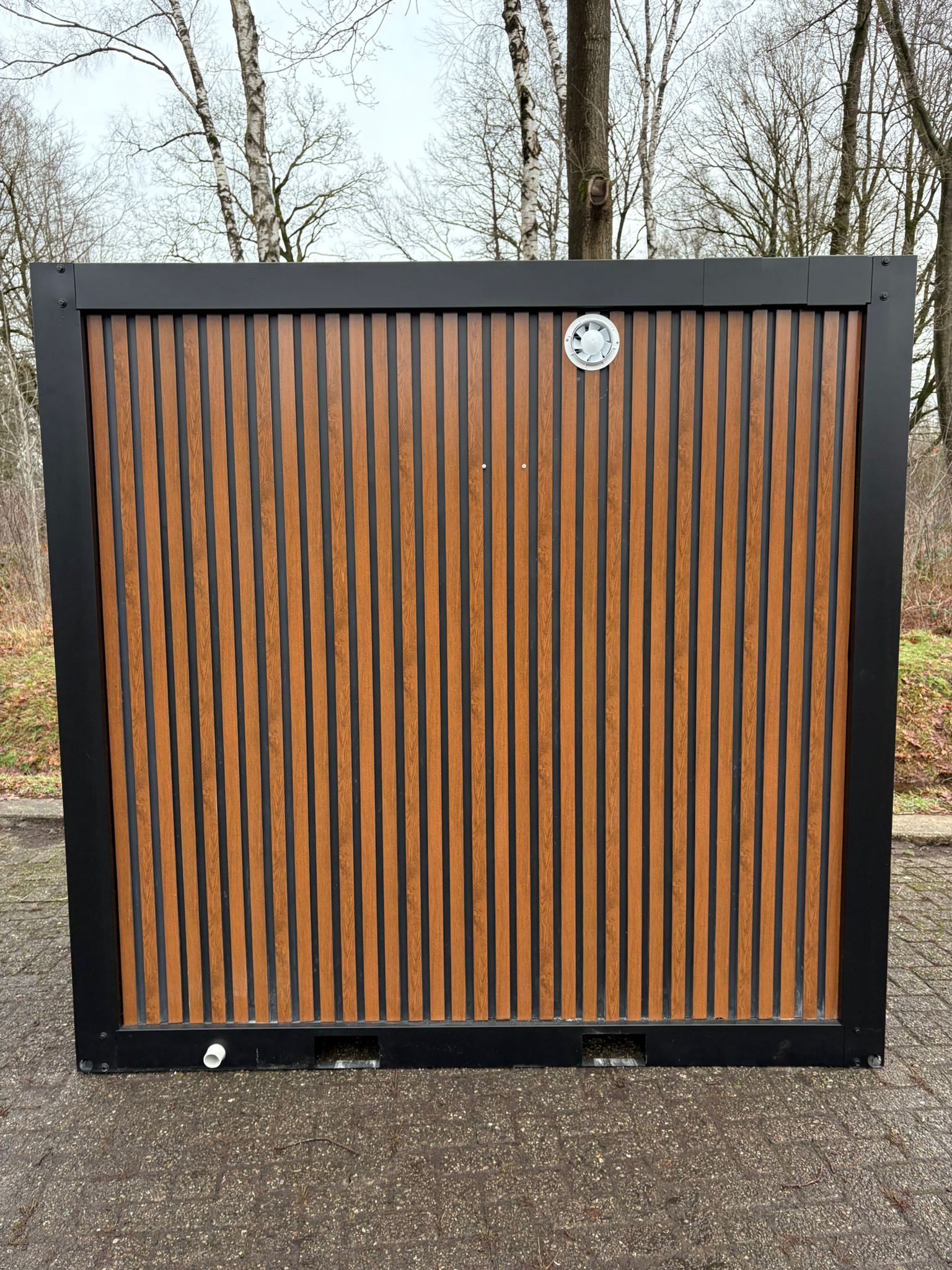 enkele badkamer unit achterzijde