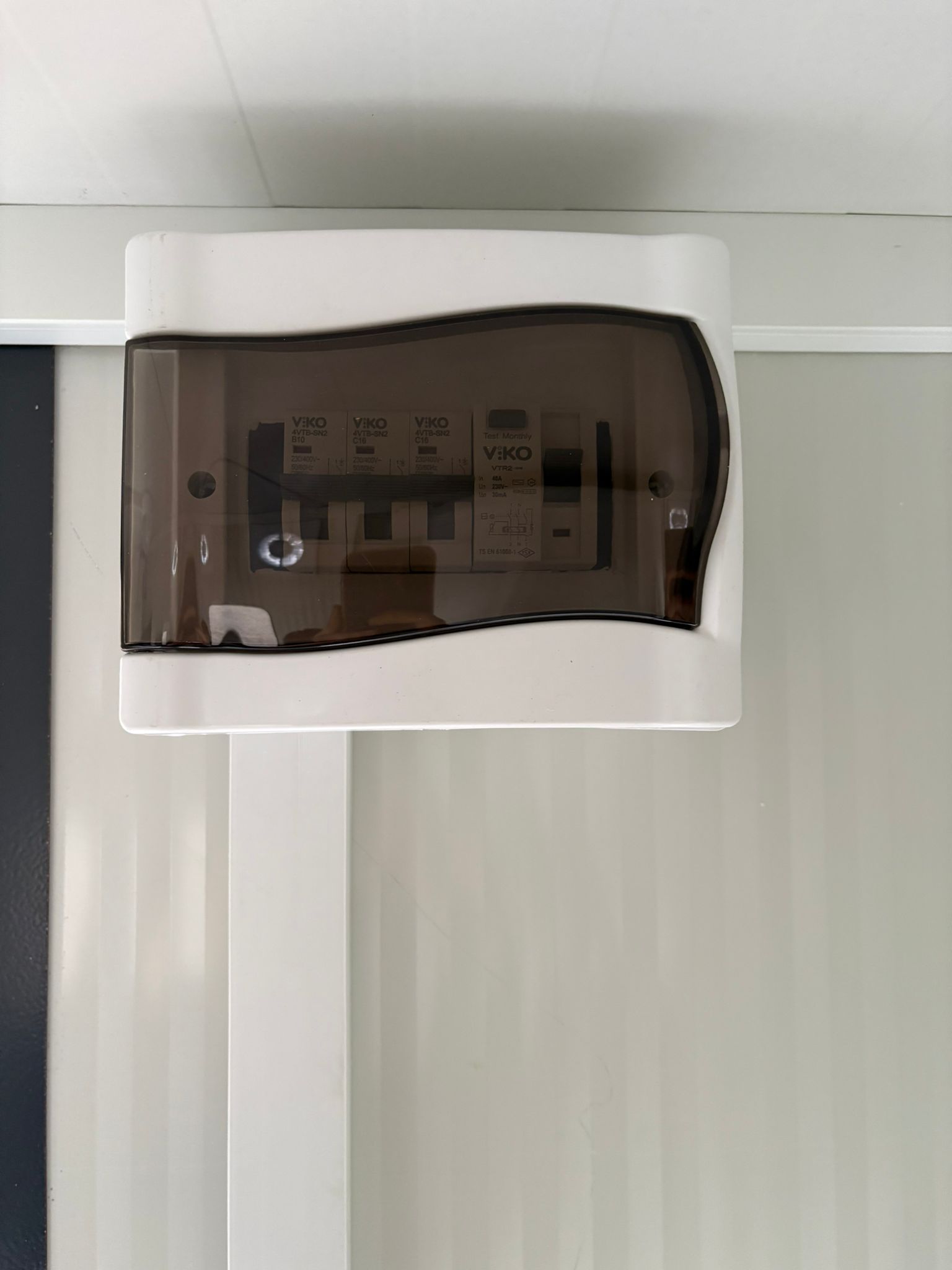 enkele badkamer unit groepenkast